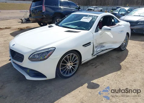 2017 Mercedes-Benz Slc 300 z USA, uszkodzony, nr VIN WDDPK3JA9HF128298
